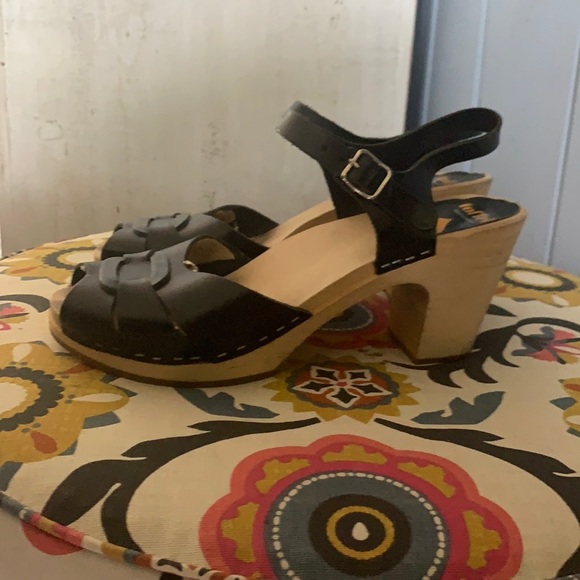 Swedish Hasbeens Peep Toe Super High- EUC! - Picture 3 of 9